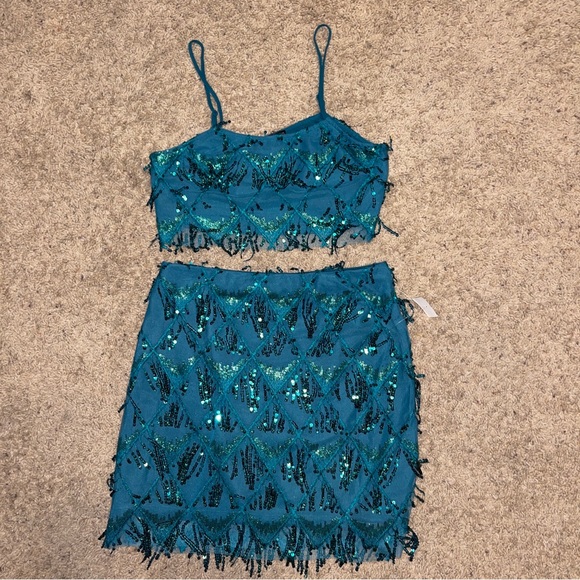 Sincerely Jules Taylor Swift 1989 Era Teal Sequin Fringe Set Size Medium NWT - Picture 2 of 8
